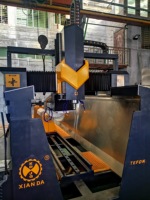 Machine de fraisage CNC 4 axes Xianda pour pierre, fraiseuse intelligente à colonne cylindrique pour profilage de pierre architecturale