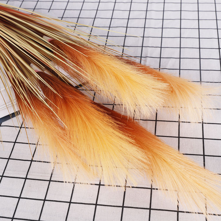 สีน้ำตาล