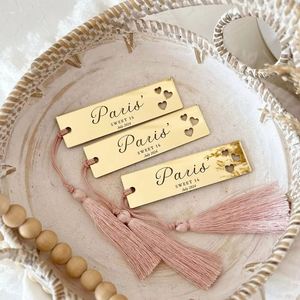 Cartes de table rectangulaires en acrylique gravées au laser personnalisées pour mariage, étiquettes nominatives pour invités, décorations de table - Product Image 1