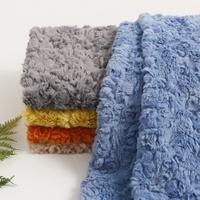Tissu en fausse fourrure de lapin brossé ultra doux imprimé, 100 % polyester respirant haute densité pour la maison, vente en gros