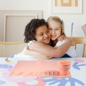 แผ่นทำความสะอาดแปรงทาสีแบบพับได้ ขนาด 16.5x14.6 นิ้ว สำหรับเด็ก  แผ่นรองวาดภาพ  แผ่นรองศิลปะซิลิโคน พร้อมถ้วย - Product Image 6