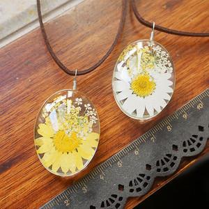 Nuovi gioielli retrò double sided eternal flower yellow white daisy <span class=keywords><strong>collana</strong></span> con ciondolo fiore essiccato per le donne - Product Image 2