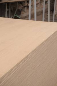 Contrachapado de Alta Calidad con Revestimiento de Chapa de Madera de Roble Blanco, Superficie Plana Lijada, Tablero para Muebles de Doble Cara - Product Image 2