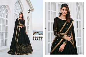 Nouveau Lehenga Choli brodé semi-cousu exclusif pour les festivals et les fêtes du fournisseur indien - Product Image 4