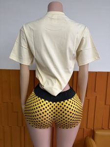 Conjunto de 2 Piezas PEEQI, Camiseta de Algodón con Estampado Gráfico y Remaches, Top y Shorts, Conjunto <span class=keywords><strong>Casual</strong></span> de Verano para Mujer - Product Image 4