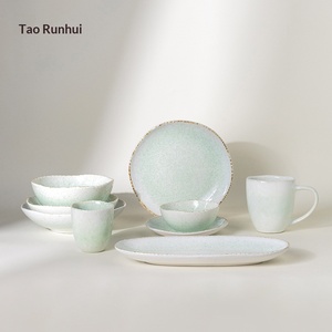 <span class=keywords><strong>Service</strong></span> de table en céramique émaillée au four, collection Printemps-Été, style simple, frais et minimaliste, compatible micro-ondes - Product Image 1
