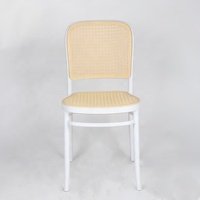 Vente en gros pas cher chaise de salle à manger confortable en pp tricoté au design nordique pour l'extérieur chaise de salle à manger en plastique PP empilable pour salle à manger