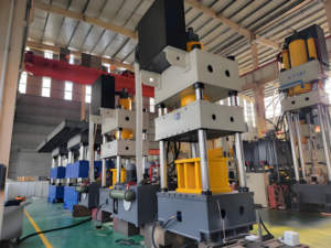 Máquina de prensa hidráulica de tablero de <span class=keywords><strong>vermiculita</strong></span> de cuatro pilares de tres haces, - Product Image 4