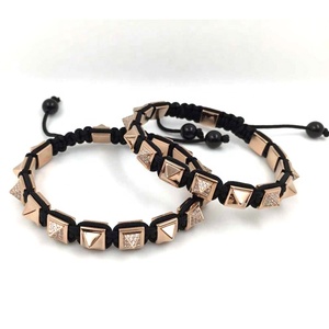 Pyramide de pierre naturelle incrustée de perles de pierre cz <span class=keywords><strong>bracelet</strong></span> motif hommes <span class=keywords><strong>bracelet</strong></span> en <span class=keywords><strong>macramé</strong></span> pour homme - Product Image 2