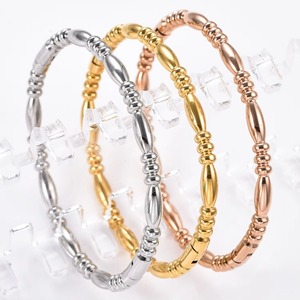 Bracelets en acier inoxydable imperméables pour femmes, bracelets ouverts en métal lisse, bijoux cadeau - Product Image 3