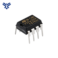 VIPer22A VIPER22ADIP-E IC Catu Daya Switching AC-DC PWM Offline 730V MOSFET 60kHz 12W DIP-8 Flyback SMPS Sesuai RoHS