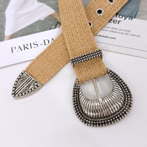 Ceinture élastique bohème en raphia pour femme, ceinture vintage en paille tressée avec grande boucle métallique sculptée, bande extensible pour robe ou corset - Product Image 6
