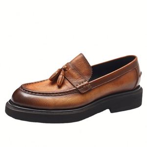 Nouvelles Chaussures Habillées Marron en Cuir Véritable de Première Couche pour Hommes, à Bout Pointu, Style Décontracté et Facile à Enfiler, Idéales pour le Travail et les Occasions Formelles - Product Image 2