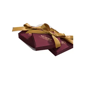 Barato ameixa pequena caixa de embalagem de chocolate caixa de presente de papel com fita branca