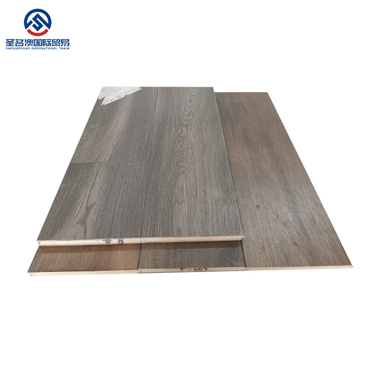 Plancher en bois d'ingénierie de bois franc OEM