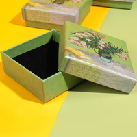 Boîte à bijoux biodégradable vintage verte en carton ondulé avec fermeture magnétique pour le stockage de bagues et de colliers Vente en gros en stock
