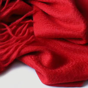 Écharpe longue en laine pashmina vintage avec franges finies à la main, respirante et durable, coupe-vent pour usage extérieur - Product Image 5