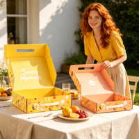 Boîte d'expédition pliable en carton ondulé, motif nuage, durable et recyclable, avec lamination mate et doublure en éponge, idéale pour les vêtements