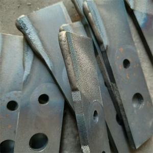 Pièces <span class=keywords><strong>de</strong></span> marteau en alliage <span class=keywords><strong>de</strong></span> carbure <span class=keywords><strong>de</strong></span> tungstène pour les moissonneuses utilisées dans la lame <span class=keywords><strong>de</strong></span> pulvérisateur <span class=keywords><strong>de</strong></span> machine à battre - Product Image 4