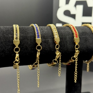 Exquisita pulsera de cadena cubana de acero inoxidable con circón de cristal geométrico colorido, joyería de cadena y eslabones de moda - Product Image 5