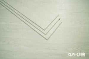 Suelo Vinílico SPC Rígido con Acabado de Madera, Material de PVC, Tratamiento de Superficie Tipo Parqué, Fácil Instalación con Sistema de Clic, para Uso Residencial - Product Image 2