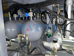 เครื่องเป่าขวดพลาสติกอัตโนมัติ ECO-2L แบบ 2 ช่อง ใช้งานง่ายสำหรับทำขวดพลาสติก - Product Image 4