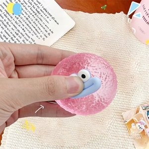 Juguete Blandito de Maltosa con Forma de Salchicha, Muñeco de Peluche para Apretar, Juguete Sensorial Antiestrés de Rebote Lento para Niños y Adultos - Product Image 5