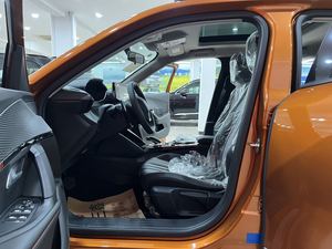 Dongfeng Peugeot <span class=keywords><strong>2008</strong></span> 230THP the ONE 1.2T Essence SUV LHD <span class=keywords><strong>Euro</strong></span> 6 d'occasion 2022 - Product Image 4