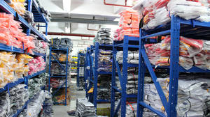 ชุดเสื้อฟุตบอลสำหรับผู้ชายชุดเสื้อเจอร์ซีย์ฟุตบอลแบบย้อนยุคพิมพ์ลายคุณภาพสูงผ้าซับลิเมชันน้ำหนักเบา - Product Image 4