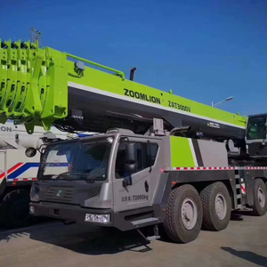 Grue tout-terrain Zoomlion d'occasion de 220 tonnes certifiée 2023 avec moteur, pompe, boîte de vitesses et performances de levage élevées - Product Image 1