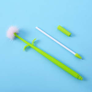 Pluma de bola de pelo de silicona de diente de león con impresión creativa de 4 colores Pluma de bola de felpa linda con diseño de flor simulada - Product Image 5
