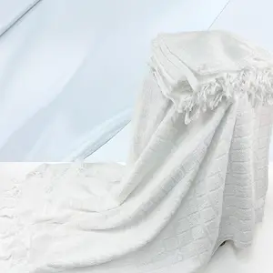उमरा के लिए निर्माता कॉटन एहराम हज तौलिया यात्रा सफेद बुना जैक्वार्ड OEM पुष्प संपीड़ित तौलिया चीन