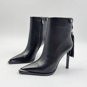 <span class=keywords><strong>Bottines</strong></span> noires à <span class=keywords><strong>bout</strong></span> <span class=keywords><strong>pointu</strong></span> pour <span class=keywords><strong>femme</strong></span>, sur mesure, avec fermeture éclair, talon compensé, en <span class=keywords><strong>cuir</strong></span> véritable, sexy et élégantes, pour le printemps - Product Image 1