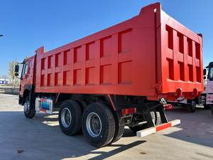 <span class=keywords><strong>Camion</strong></span> benne d'occasion Sinotruk Howo 6x4 8x4, <span class=keywords><strong>camion</strong></span> minier, <span class=keywords><strong>camion</strong></span> à benne basculante 10 roues, 30 tonnes, 371/375 ch, à prix abordable, à vendre - Product Image 4