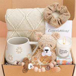 Vente en gros Nouveau <span class=keywords><strong>panier</strong></span> <span class=keywords><strong>cadeau</strong></span> pour maman et bébé <span class=keywords><strong>Panier</strong></span> <span class=keywords><strong>cadeau</strong></span> unique pour nouvelle maman Après la <span class=keywords><strong>naissance</strong></span> Cadeaux de grossesse parfaits pour les femmes - Product Image 1