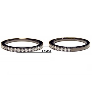 Bagues de couple classiques Hong Kong en diamant, or blanc 18 carats, rhodium noir, taille brillant, design demi-bague, alliance éternité - Product Image 2