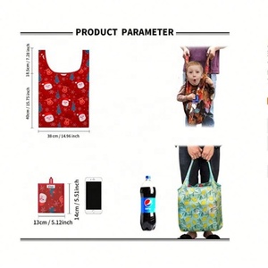 Bolsa de compras reutilizable plegable de poliéster con mango largo y patrón de letras con logotipo personalizado para fiesta de Navidad - Product Image 2
