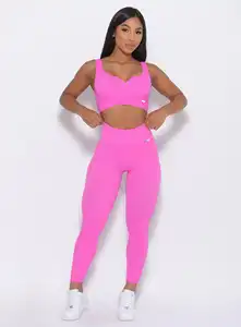 Çin toptan Yoga kıyafeti spor 2 parça Set kadın spor salonu spor setleri iki parçalı egzersiz Yoga kısa pantolon seti