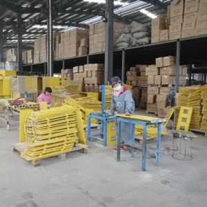 Poutre de support en PRF multi-cavités extrudée, poutre structurelle en fibre de verre isolée anti-corrosion pour support de <span class=keywords><strong>grille</strong></span> de colombier - Product Image 6
