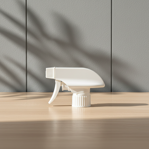 Pulvérisateur à gâchette tout plastique résistant aux produits chimiques 28/410 pour le nettoyage et la désinfection en extérieur - Product Image 1