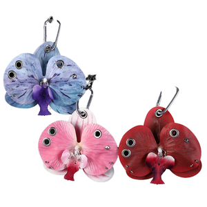 Porte-clés mousqueton personnalisé en forme de fleur, motif orchidée papillon colorée, écologique et durable, pour ma fille - Product Image 1