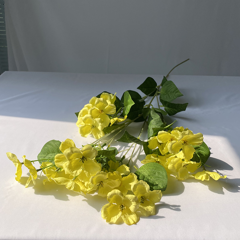 jaune vif