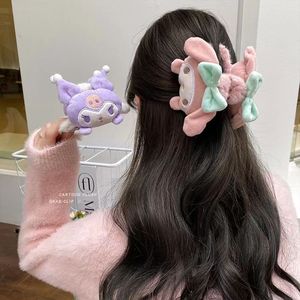 Barrette à cheveux en peluche cristalline <span class=keywords><strong>pour</strong></span> enfants, motif dessin animé mignon Sanrio Yugui Dog Shark, collection automne-hiver - Product Image 2