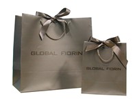 Poignées de ruban de luxe blanc bon marché, emballage cadeau de bijoux de mariage, sacs en papier imprimés personnalisés avec votre propre Logo