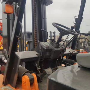 Montacargas Diésel Usado de 10 Toneladas, Elevación de 4.5m, con Tracción en las 4 Ruedas y Neumáticos Todoterreno Antideslizantes, en Venta en Singapur - Product Image 6
