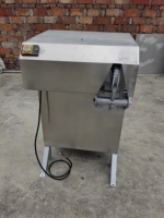 Machine à décortiquer la noix de coco manuelle et semi-automatique à haute efficacité, simple et double poste, pour la transformation alimentaire