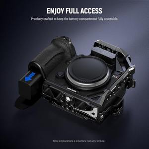 Cage stabilisatrice pour caméra vidéo Neewer à prix abordable, rig vidéo métallique demi-cage pour <span class=keywords><strong>S5</strong></span> <span class=keywords><strong>II</strong></span>/<span class=keywords><strong>S5</strong></span> <span class=keywords><strong>II</strong></span> <span class=keywords><strong>X</strong></span> G9 <span class=keywords><strong>II</strong></span> - Product Image 2