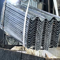 Poteau en acier Q345B de 140 mm de diamètre, colonne de support de barrière routière, protection anti-corrosion IP68, non réfléchissant pour voie publique