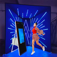 Miroir Magique LED METO avec Cadre Lumineux, Cabine Photo Interactif, Machine Photo, Système de Réalité Augmentée (RA) pour Mariages - Vente Chaude