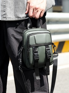 Sac à bandoulière tactique multi-poches en cuir PU personnalisé avec porte-bouteille, sac latéral de luxe pour homme, randonnée - Product Image 4